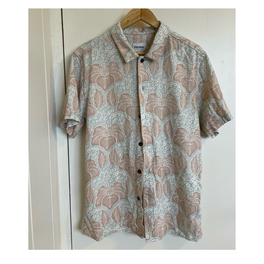 men’s  rhythm button up shirt Size: S